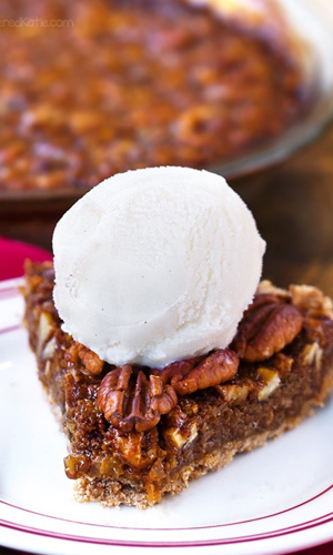 Classic Vegan Pecan Pie