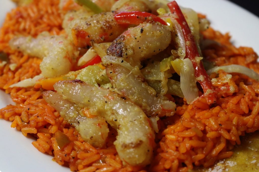 Camarones Al Ajillo (Garlic Shrimp) Served on Rice