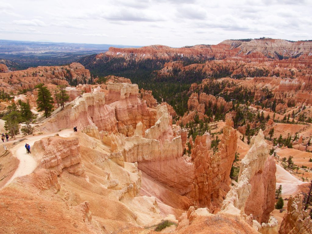 Hiking in Bryce Canyon Amphitheater