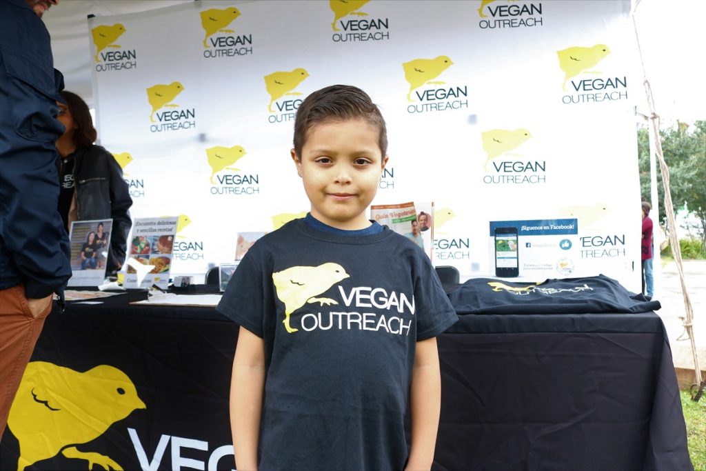 Jalisco Vegan Fest Kid in VO t shirt